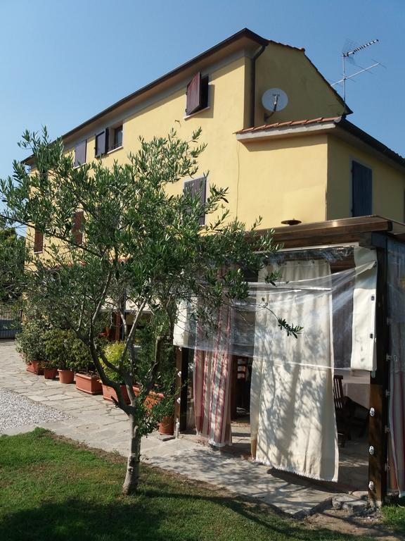 Le Travi Alojamento de Acomodação e Pequeno-almoço Sarzana